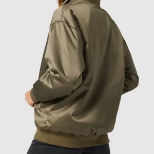 URBAN CLASSICS OVERSIZED Bomberjacke Aus Satin Modell ‘Oversized Satin Bomber’ – Lindgrün 15