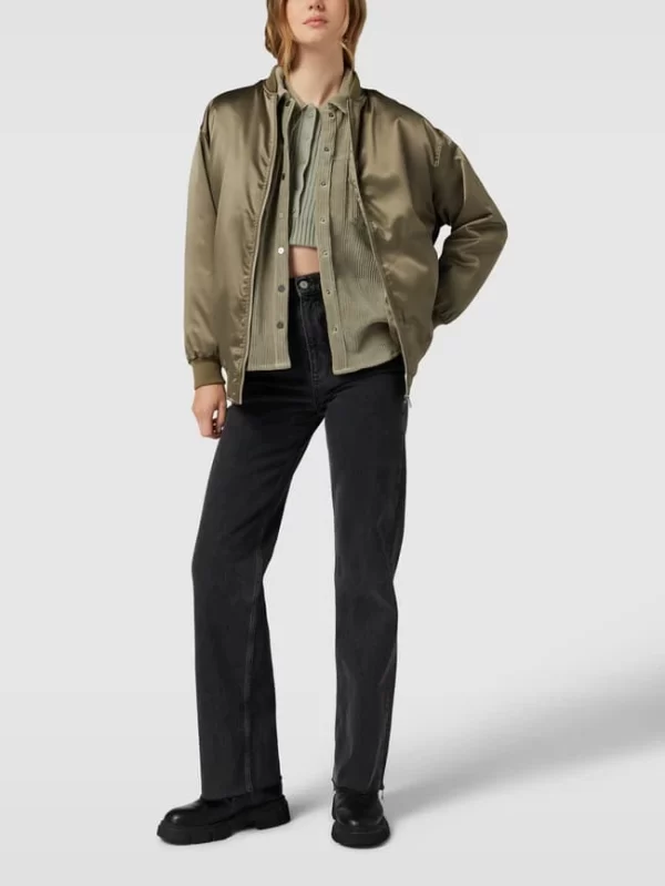 URBAN CLASSICS OVERSIZED Bomberjacke Aus Satin Modell ‘Oversized Satin Bomber’ – Lindgrün 1