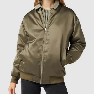 URBAN CLASSICS OVERSIZED Bomberjacke Aus Satin Modell ‘Oversized Satin Bomber’ – Lindgrün 13