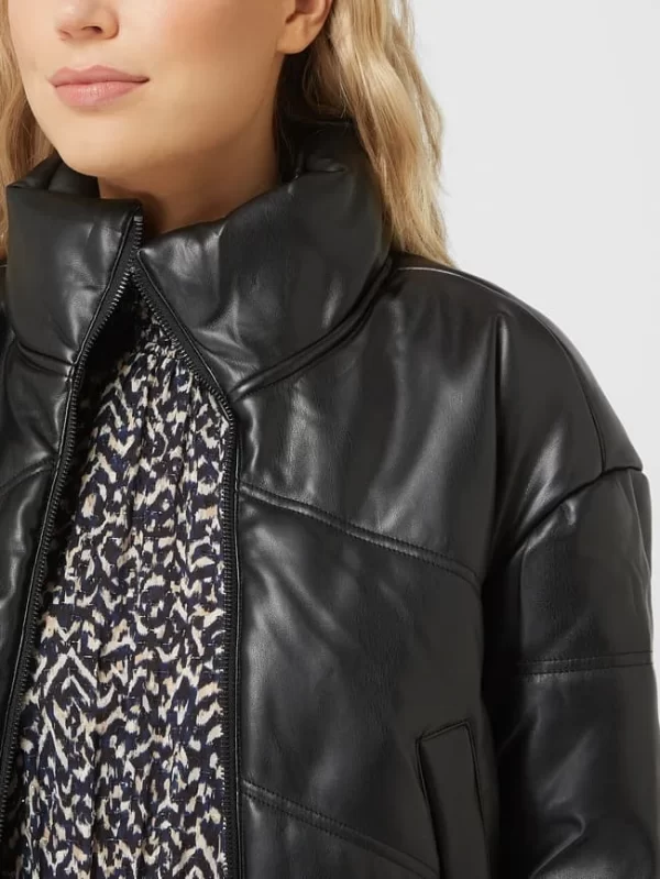 DKNY Jeans Blouson In Leder-Optik – Schwarz 4