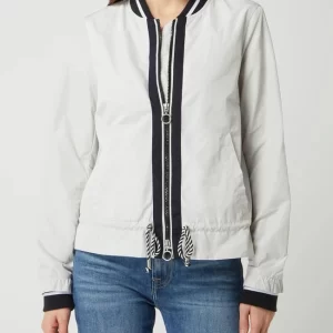 Amber & June Blouson Mit Zweiwege-Reißverschluss – Sand 13