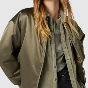 URBAN CLASSICS OVERSIZED Bomberjacke Aus Satin Modell ‘Oversized Satin Bomber’ – Lindgrün 11